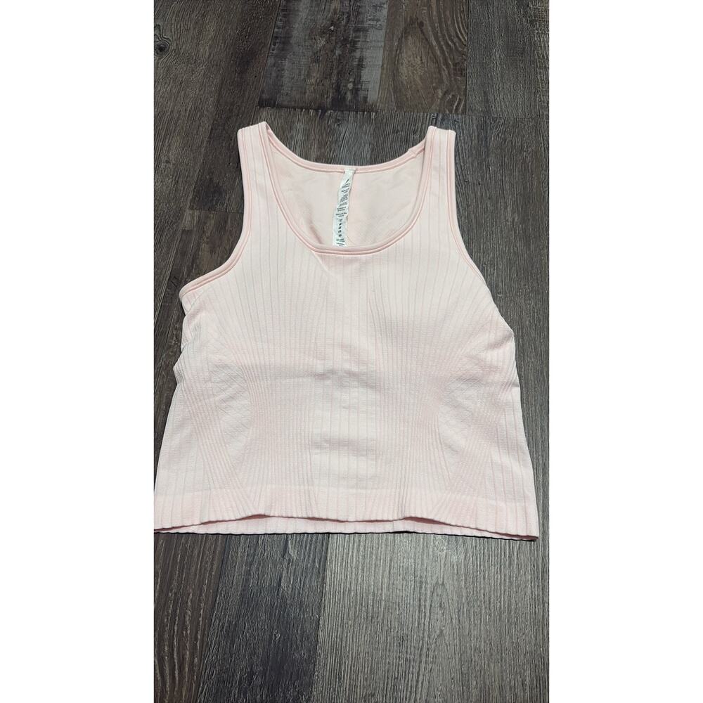 Lululemon Ebb to Street cropped tank strawberry milkshake size 4
